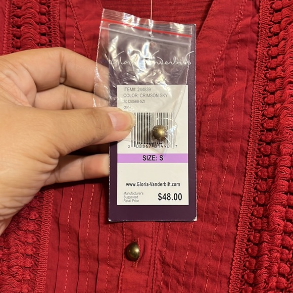 V-neck  Gloria Vanderbilt long sleeve - Picture 6 of 7